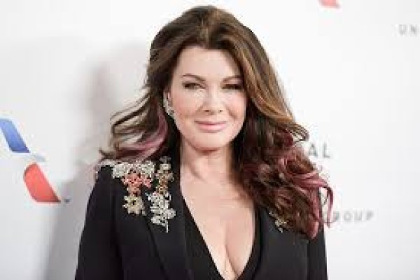 lisa vanderpump net worth
